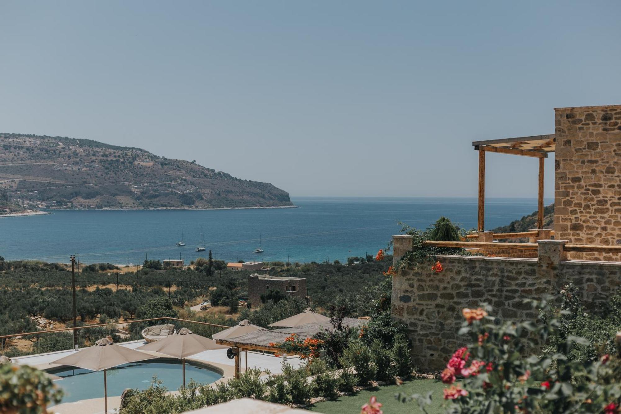 Brazzo Di Maina Hotell Oítilon Eksteriør bilde